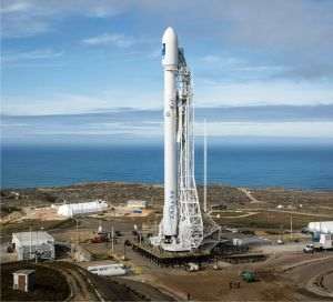 SpaceX ţinteşte o evaluare de 1,75 trilioane dolari în IPO